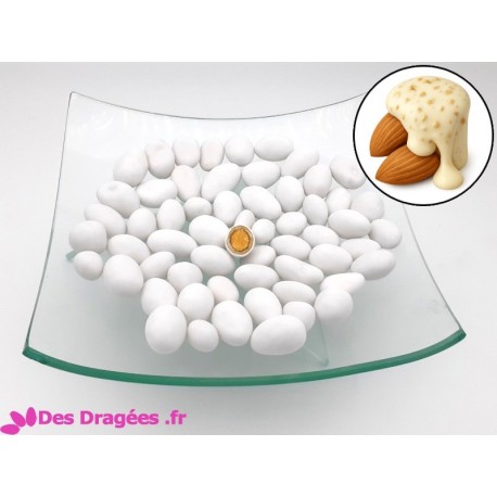 Dragées amande enrobées de crème nougat, blanc mat, déclassées